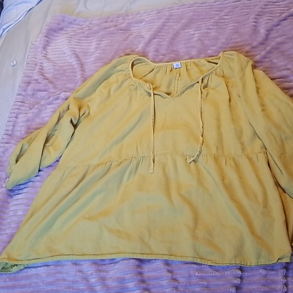 Yellow shirt